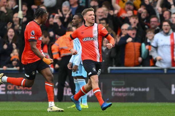 努涅斯以其 努涅斯以其