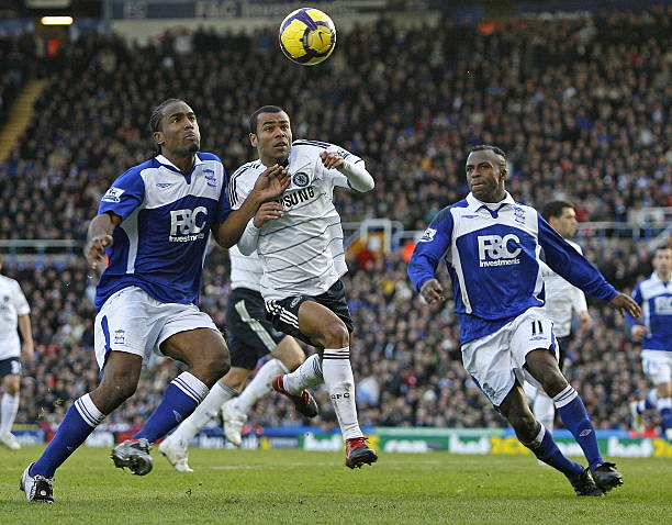 突破重围 突破重围